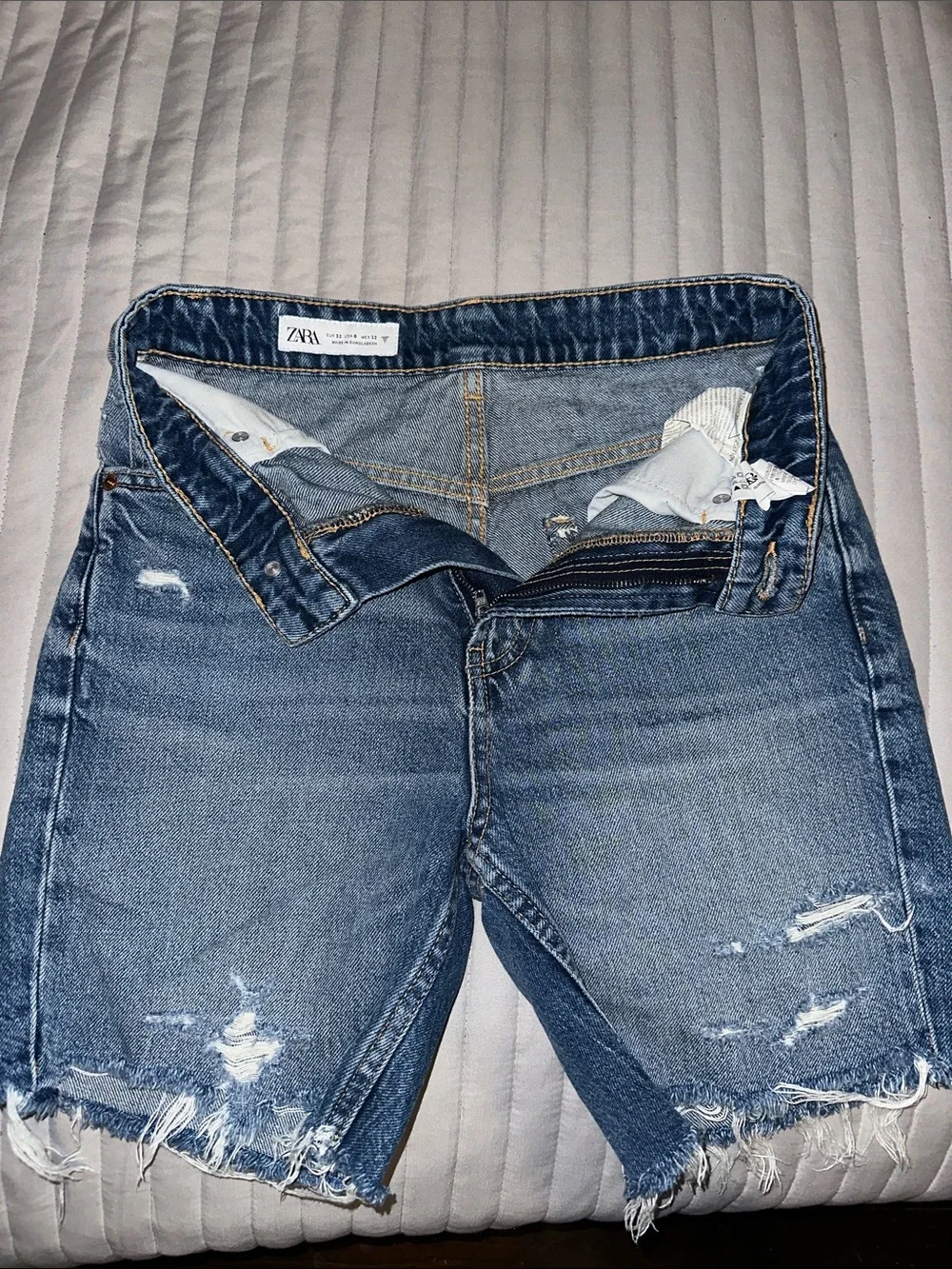 Women Distressed Denim Shorts - Blue